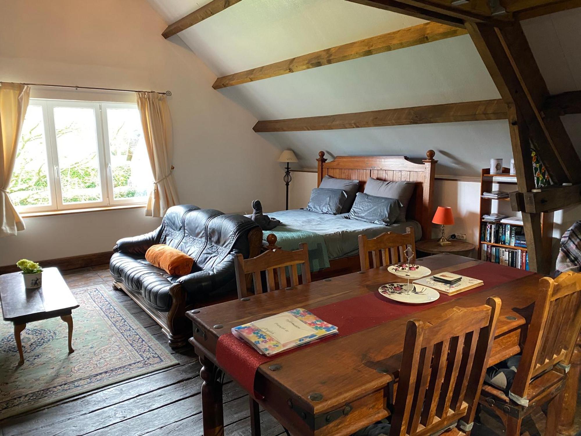 Spacious, Rustic Studio Space For 2 Persons Saint-Cyr-du-Bailleul Экстерьер фото